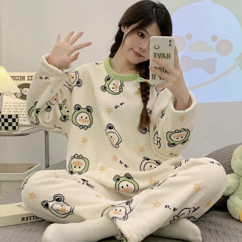 Hot Kawaii Hello Kitty Pajamas Long-Sleeved Tops Girls Cartoon Flannel Pajamas Sweet Cute Plush Casual Home Wear Set Trousers