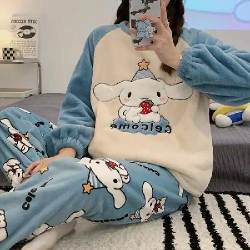 Hot Kawaii Hello Kitty Autumn Winter Pajamas Long-Sleeved Tops Sanrio Girls Flannel Pajamas Cute Cartoon Casual Home Clothes Set