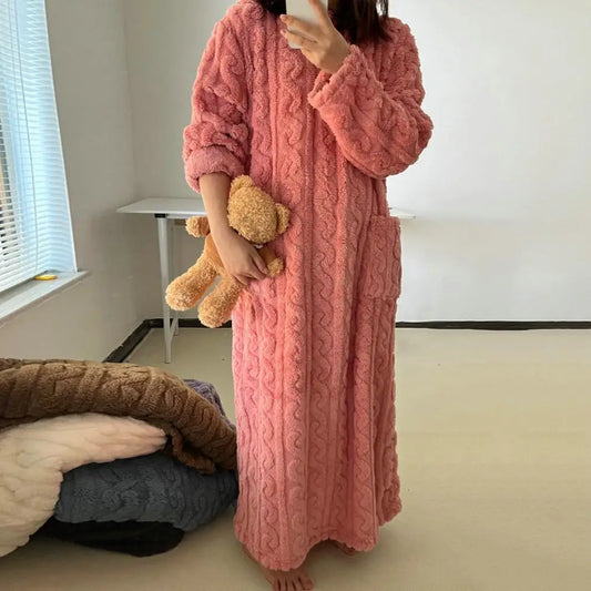 Lady Nightdress Coral Fleece Women Nightgown Winter Thicken Loose Pockets Velvet Nightgown Warm Twisted Texture Thermal Homewear