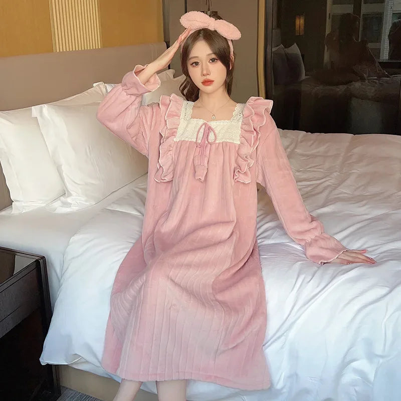 Winter Warm Sleepwear Princess Style Women's Flannel Nightgown Homewear Soft Coral Velvet Court Pajama Solid Loose Sleep Dress