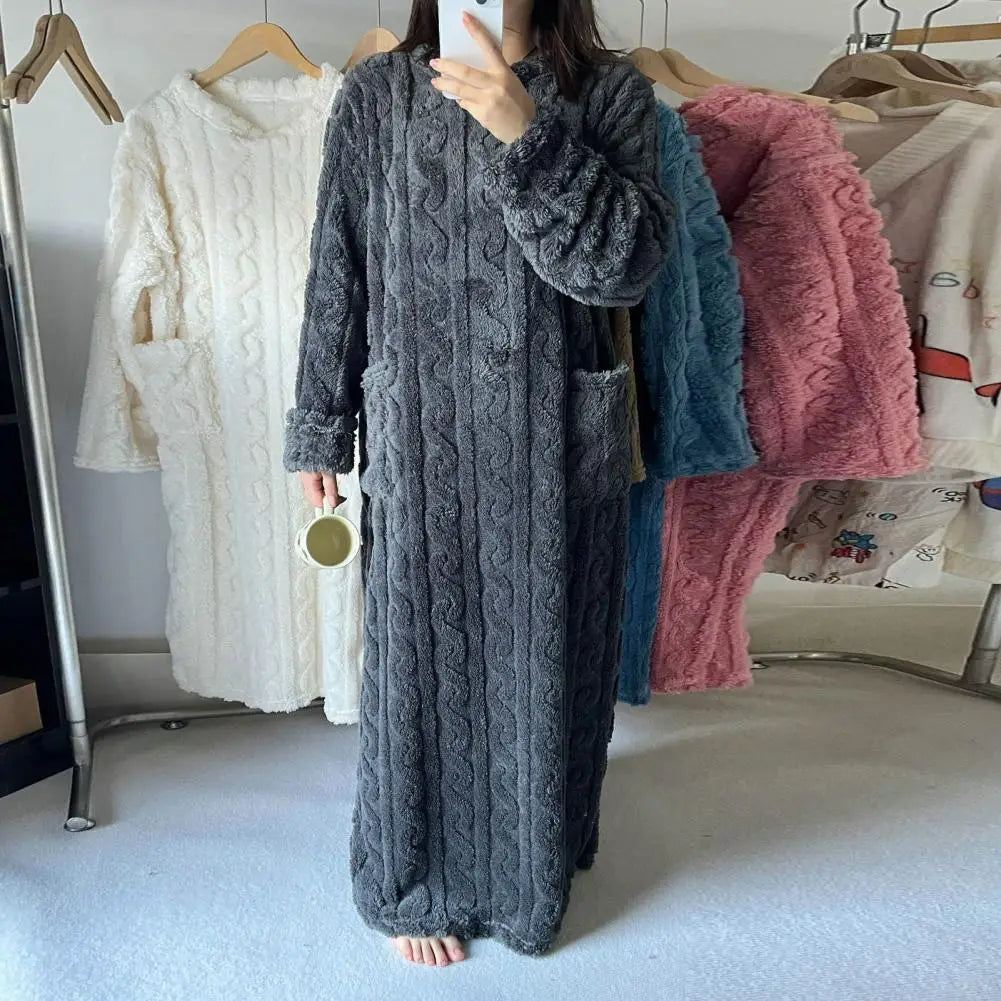 Lady Nightdress Coral Fleece Women Nightgown Winter Thicken Loose Pockets Velvet Nightgown Warm Twisted Texture Thermal Homewear