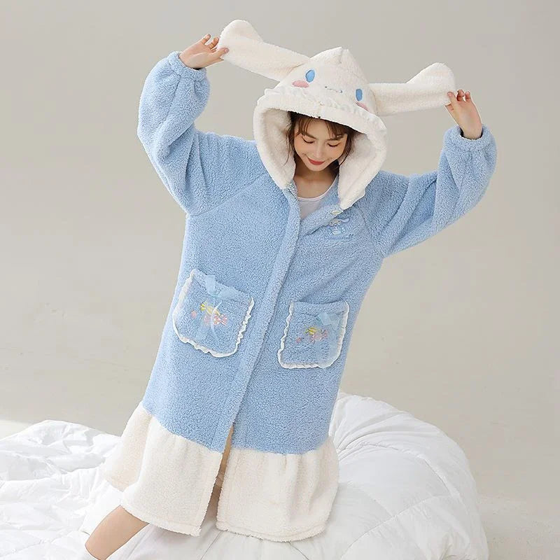 Kawaii Hello Kitty Hooded Pajamas Pajamas Girls Autumn Winter Long-Sleeved Tops Sanrio Thickened Bathrobe Casual Home Wear Set