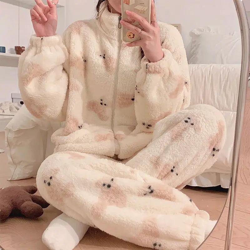 Kawaii Hello Kitty Coral Velvet Pajamas Polka Dot Pajamas Sweet 2Pcs Beautiful Girl Long-Sleeved Tops Warm Casual Home Wear Set