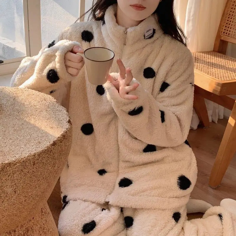 Kawaii Hello Kitty Coral Velvet Pajamas Polka Dot Pajamas Sweet 2Pcs Beautiful Girl Long-Sleeved Tops Warm Casual Home Wear Set