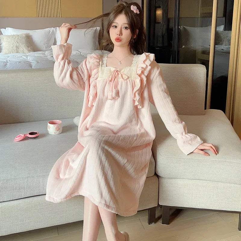 Winter Warm Sleepwear Princess Style Women's Flannel Nightgown Homewear Soft Coral Velvet Court Pajama Solid Loose Sleep Dress