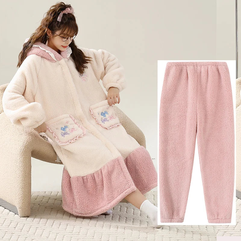 Kawaii Hello Kitty Hooded Pajamas Pajamas Girls Autumn Winter Long-Sleeved Tops Sanrio Thickened Bathrobe Casual Home Wear Set